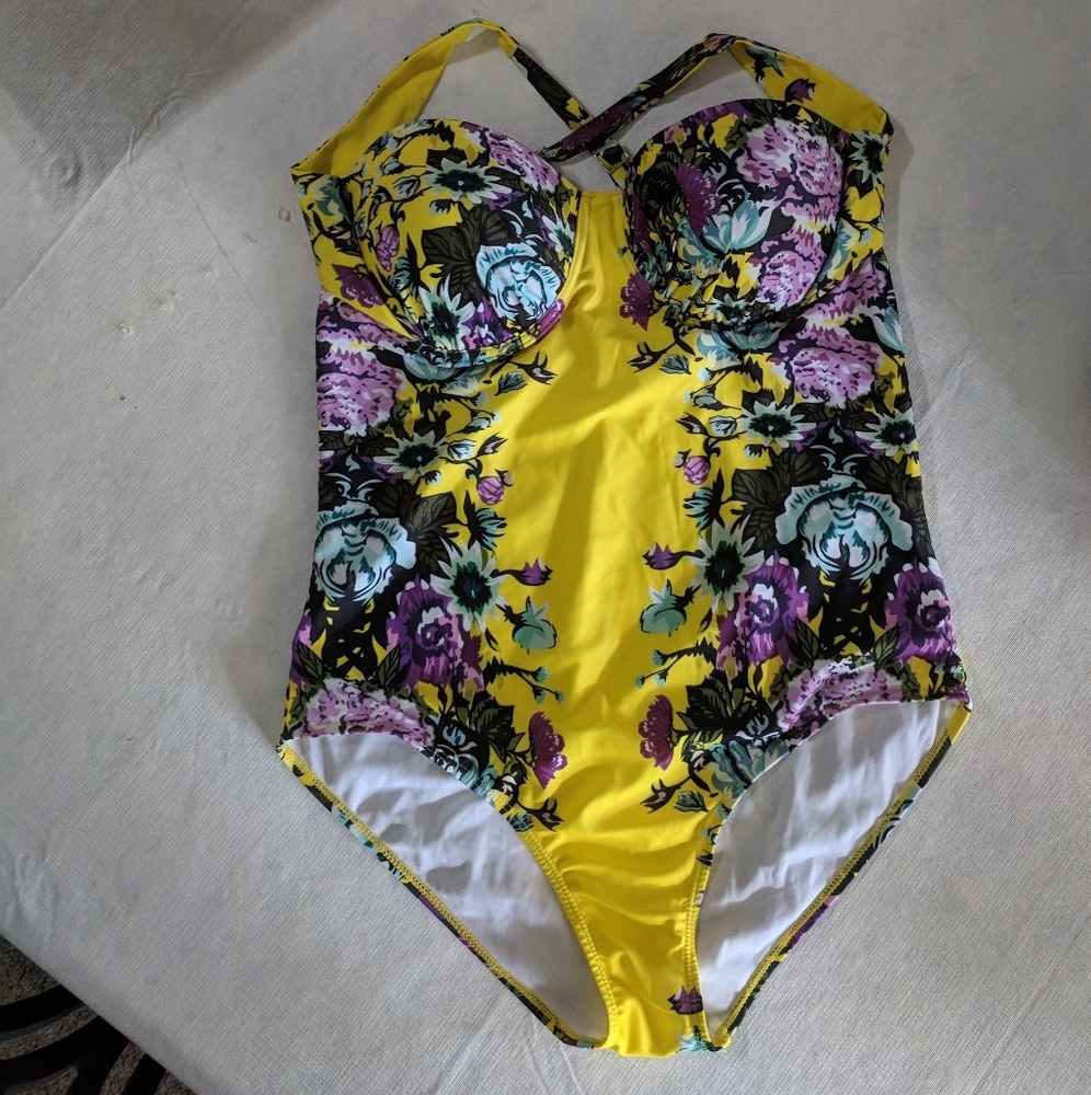 One piece swimsuit
